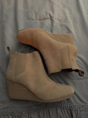 Women's Taupe Wedge Ankle Boots